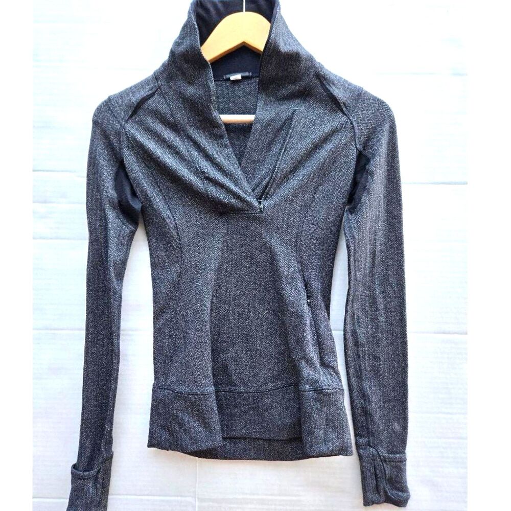 Lululemon Women’s Performance 1/4 Zip • Black Chevron‎ • Run-Era Unicorn Size 2